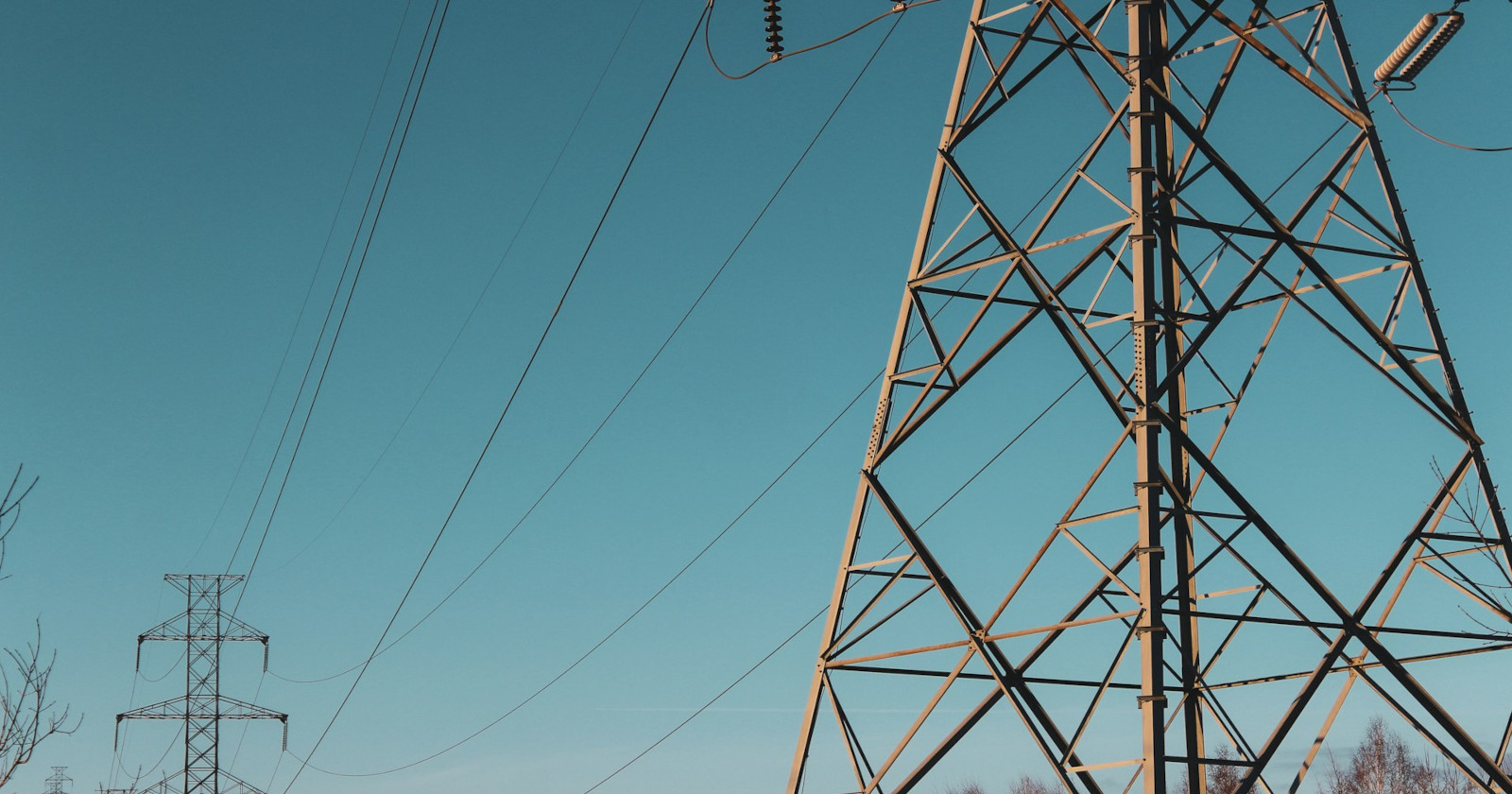 a power lines on a power line